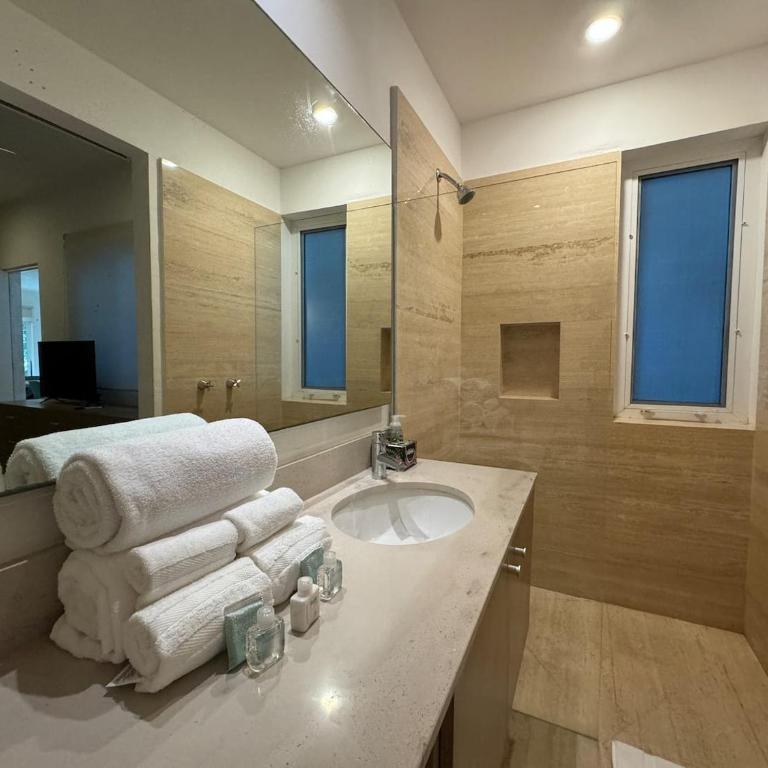 Seaview Roof Pool and Hammock 3 Blocks from Beach - Habitación Individual - 14