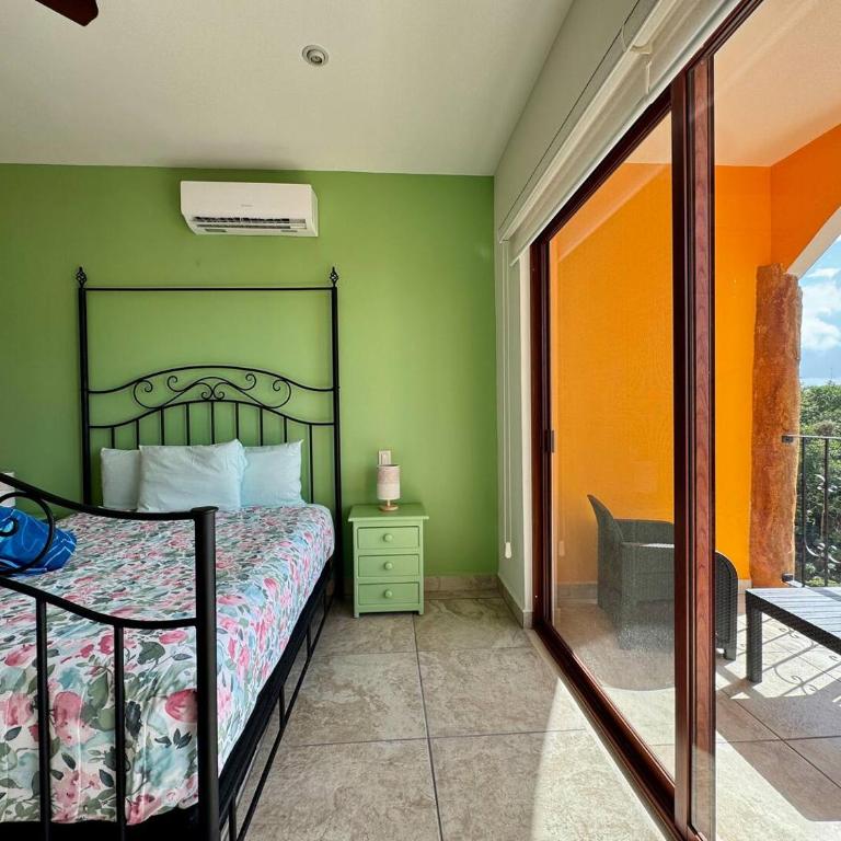 Quiet Location, Large Condo With Private Terrace - Single Room - 35