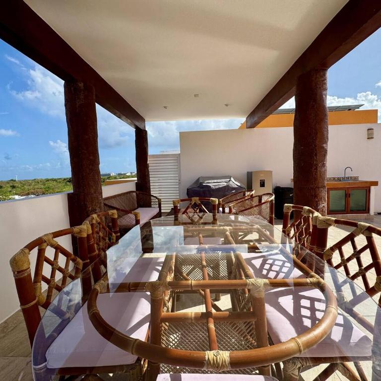Quiet Location, Large Condo With Private Terrace - Single Room - 70