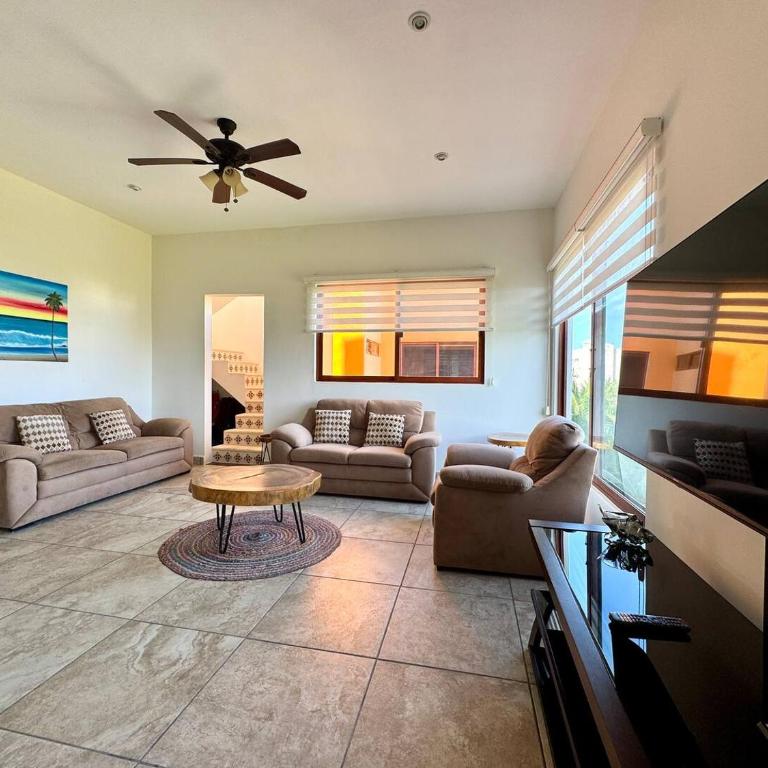 Quiet Location, Large Condo With Private Terrace - Single Room - 5