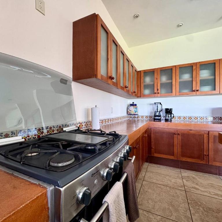 Quiet Location, Large Condo With Private Terrace - Single Room - 11