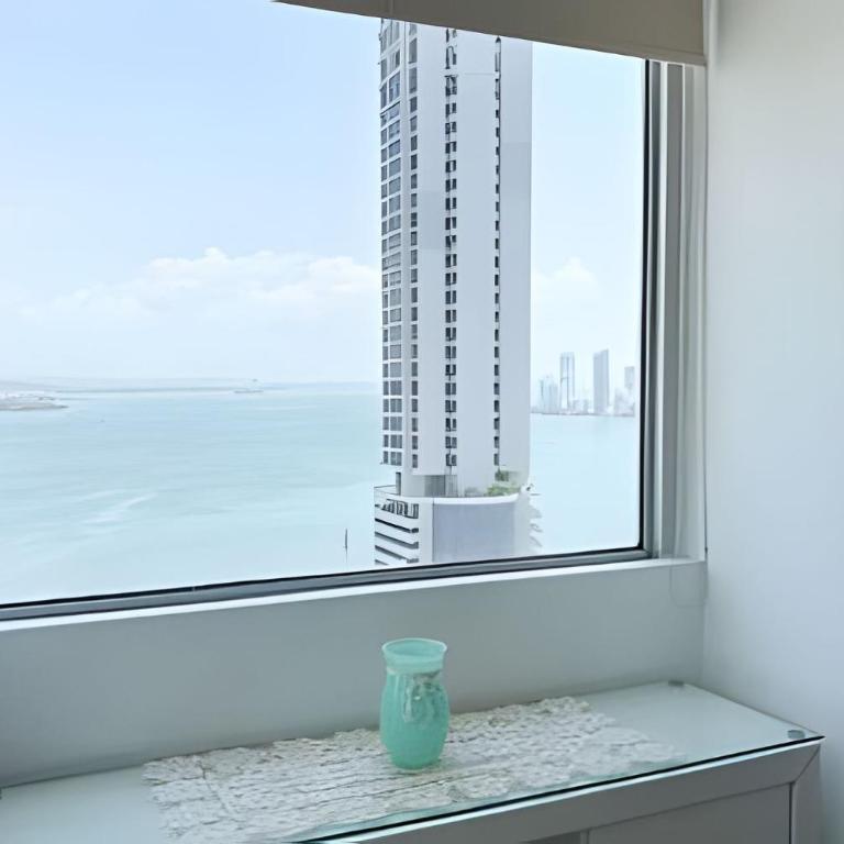 Spectacular Ocean View - Infinito Building 1701 - Apartment - 3