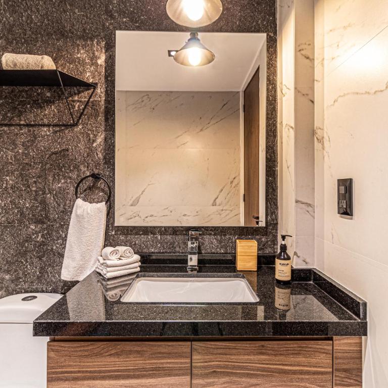 Casa Horacio by Kukun - Three-Bedroom Apartment - 10
