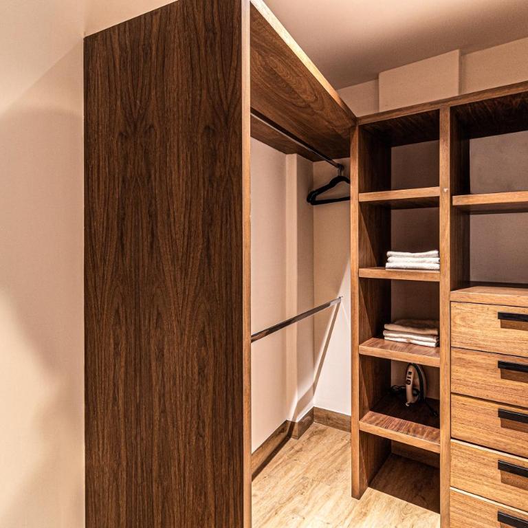 Casa Horacio by Kukun - Three-Bedroom Apartment - 17
