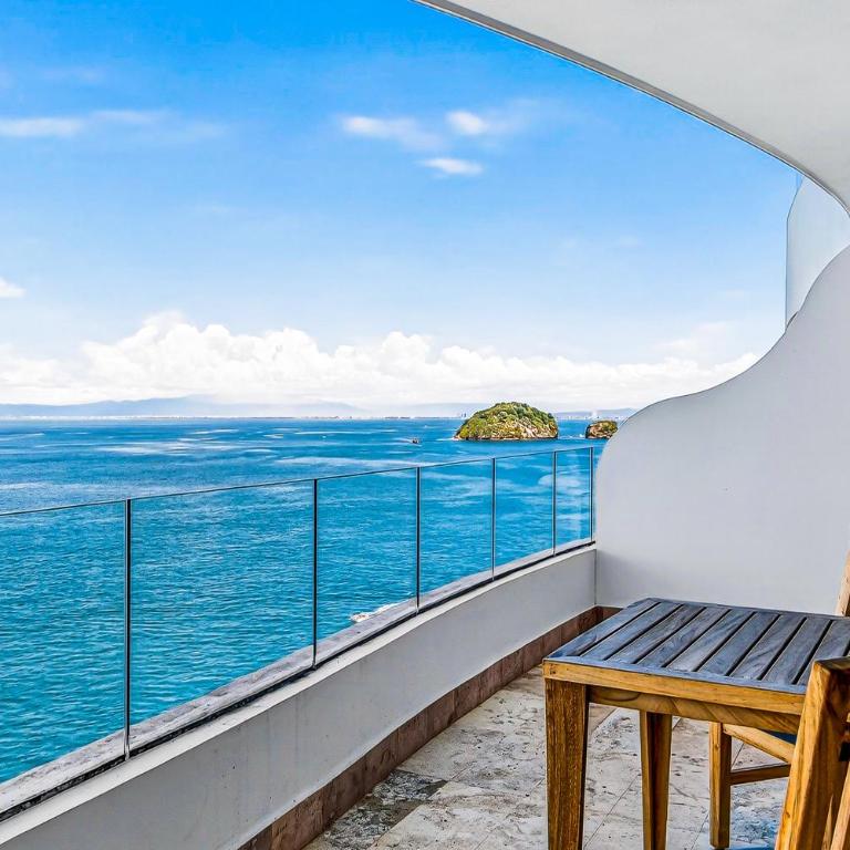 Modern condo with ocean views, rooftop infinity pool & central AC - Casa - 19