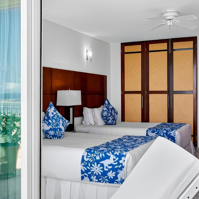 Modern coastal villa with ocean views, pool, WiFi & full kitchen - Casa - 10