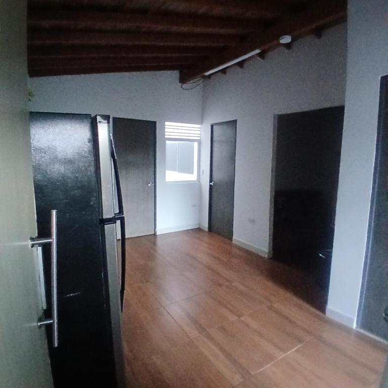 Apartamento con terraza en La Estrella - Apartamento de 1 dormitorio - 68