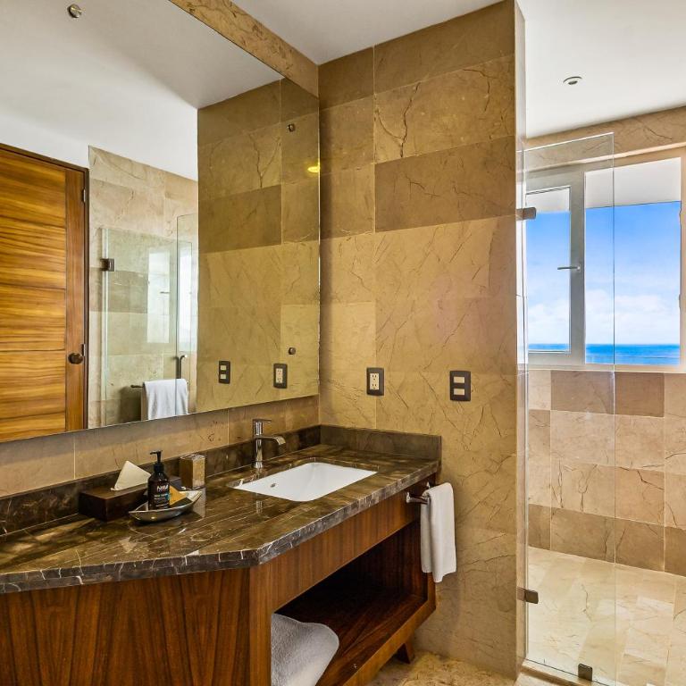 Exquisite condo with panoramic ocean views, amazing pool & balcony - Casa - 23