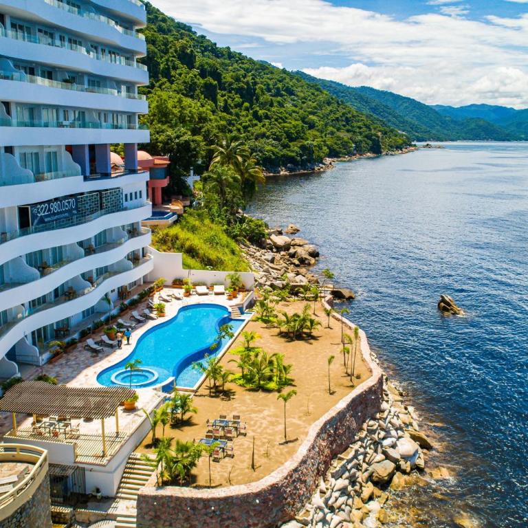 Exquisite condo with panoramic ocean views, amazing pool & balcony - Casa - 1