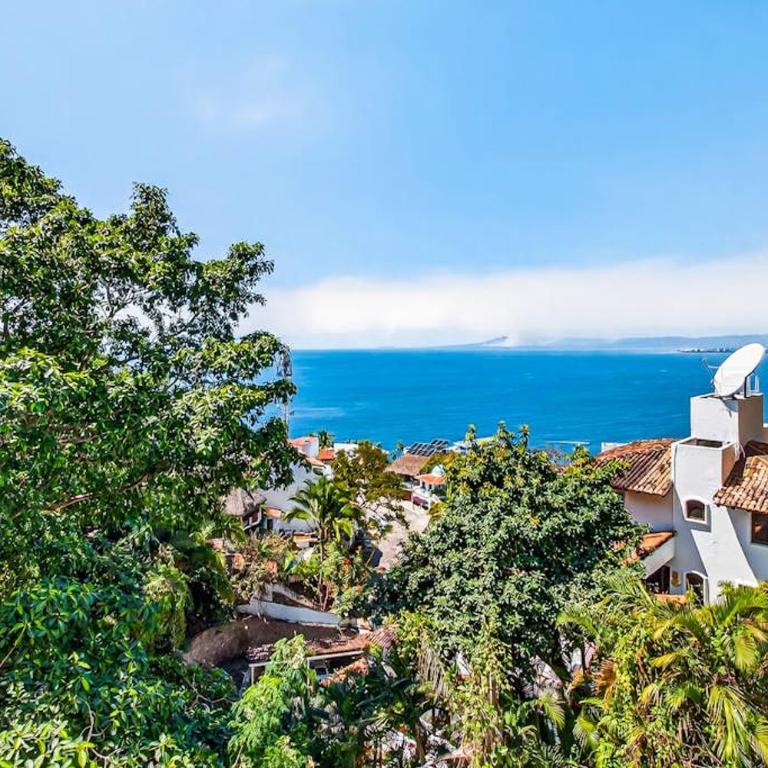 Partial ocean-view suite with 3 pools, hot tub, spa & balcony - Vacation Home - 47
