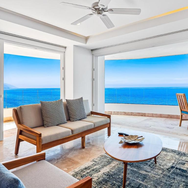 Stunning Oceanfront Apartment with Breathtaking Views and Luxurious Amenities - Casa - 4