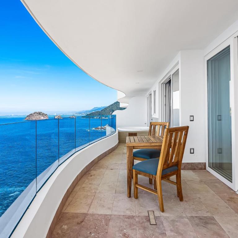 Stunning Oceanfront Apartment with Breathtaking Views and Luxurious Amenities - Casa - 26