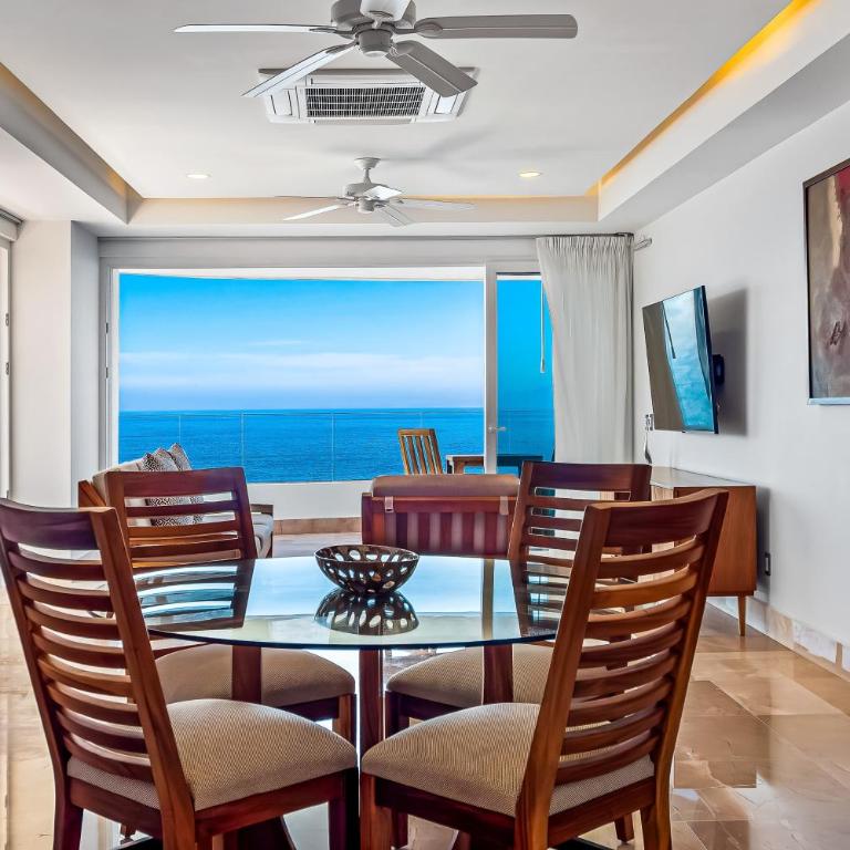 Stunning Oceanfront Apartment with Breathtaking Views and Luxurious Amenities - Casa - 11