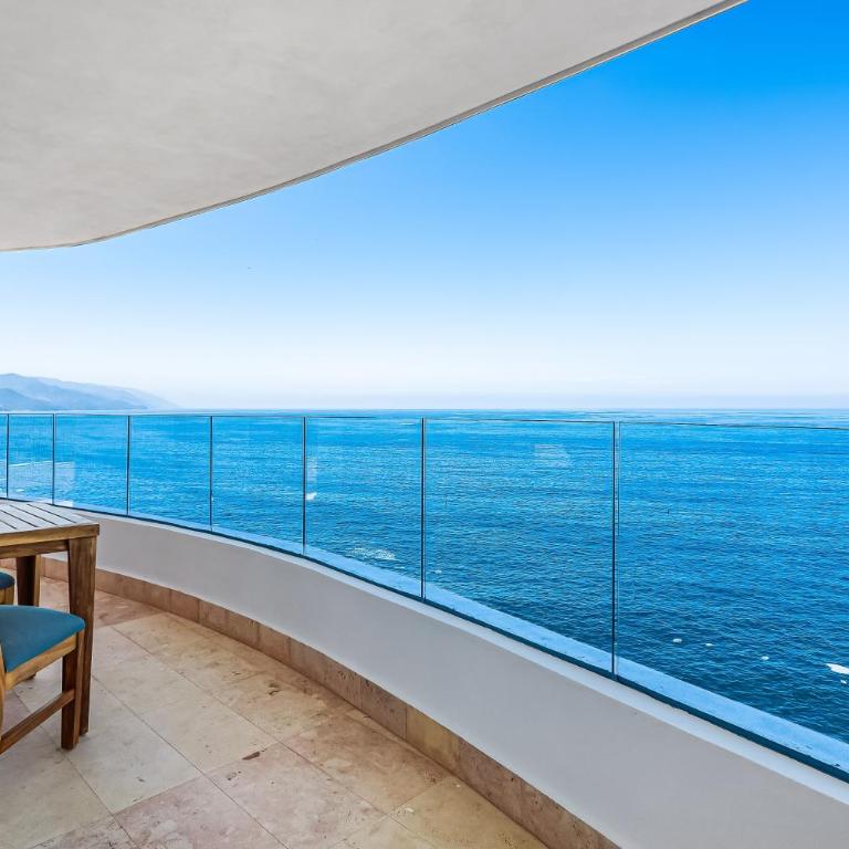 Stunning Oceanfront Apartment with Breathtaking Views and Luxurious Amenities - Casa - 32