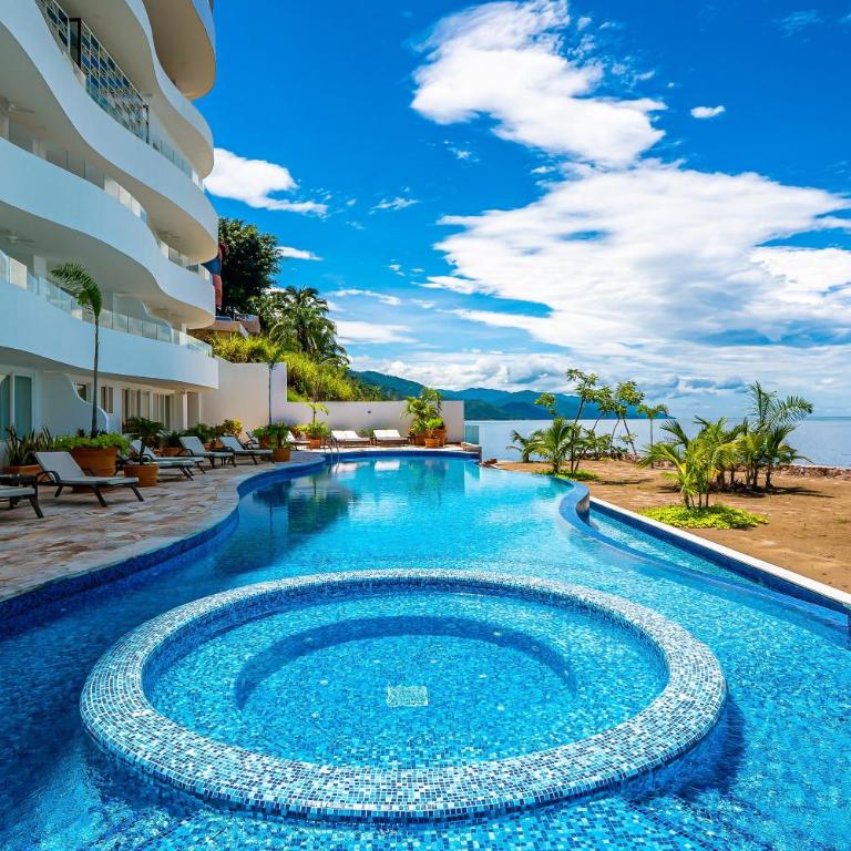 Stunning Oceanfront Apartment with Breathtaking Views and Luxurious Amenities - Casa - 39