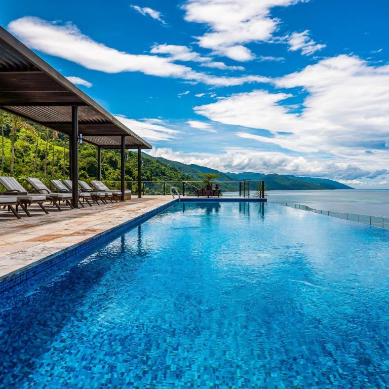 Stunning Oceanfront Apartment with Breathtaking Views and Luxurious Amenities - Casa - 44
