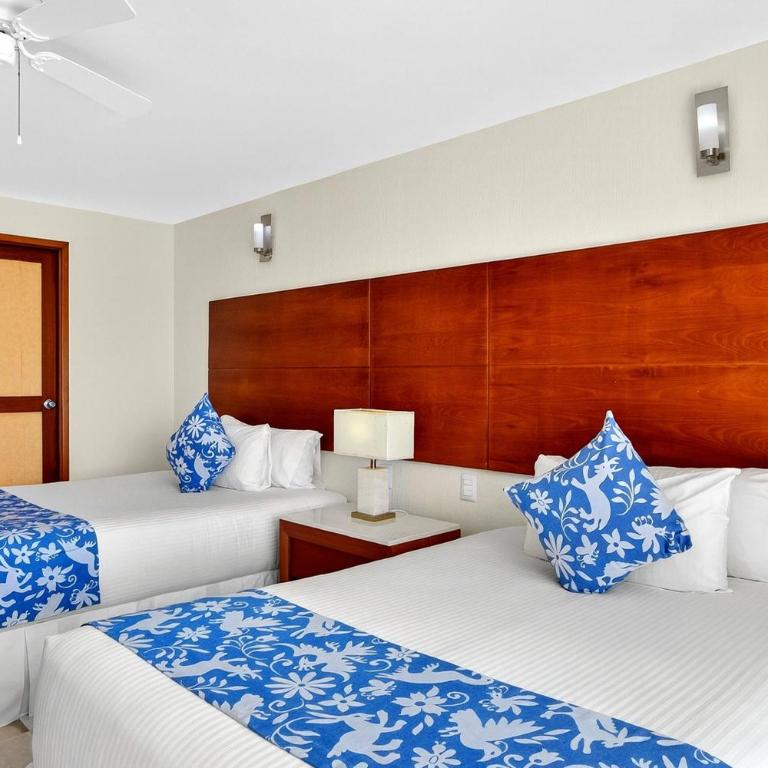 Relaxing coastal escape with panoramic views, pool, hot tub & sunny terrace - Vacation Home - 15