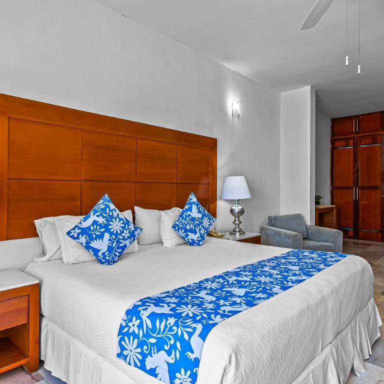 Stylish suite with WiFi, hot tub, gym access, heated pool & terraces - Casa - 12