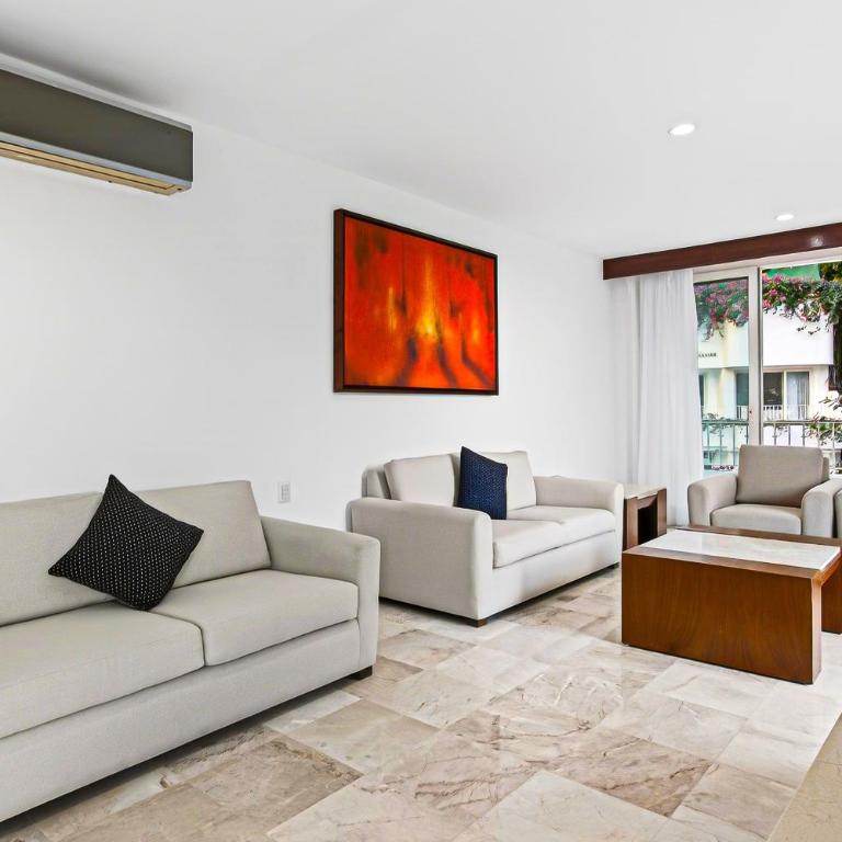 Spacious suite with wraparound terrace, rooftop infinity pool & resort amenities - Vacation Home - 3