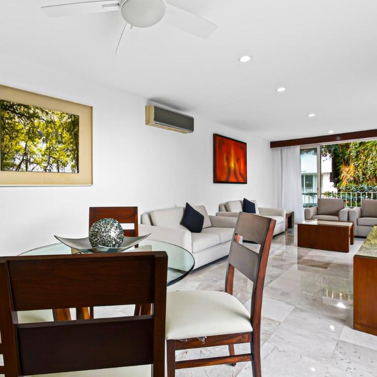 Spacious suite with wraparound terrace, rooftop infinity pool & resort amenities - Vacation Home - 14