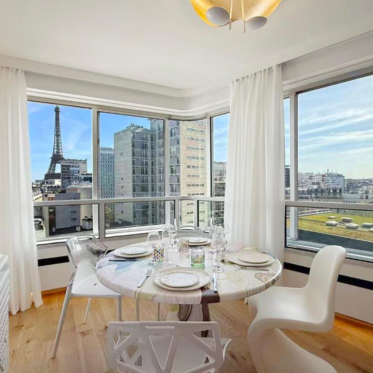 Contemporary artist style panoramic EiffelTower - Appartement Supérieur 2 Chambres - 11