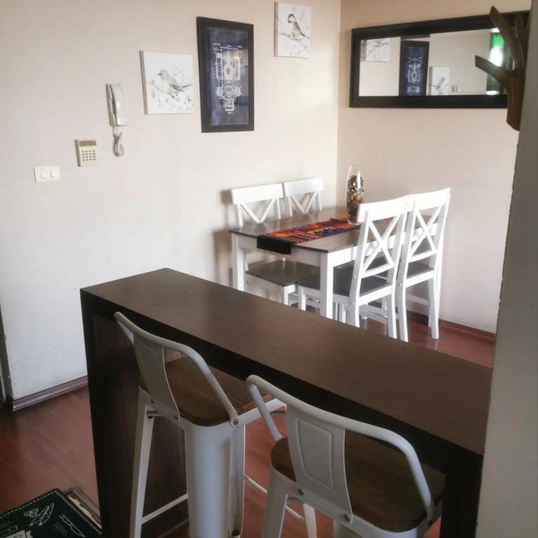 Departamento 2 dormitorios, 2 baños cercano aeropuerto - One-Bedroom Apartment - 1