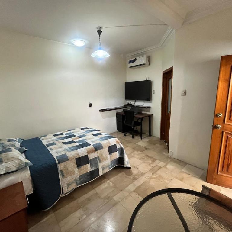 Full Independent Executive Room 2 - One-Bedroom Apartment - 4