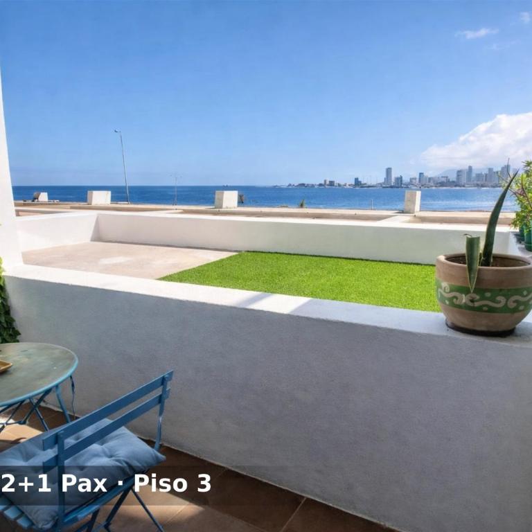 Departamentos Nautilus - One-Bedroom Apartment with Balcony and Sea View - 1