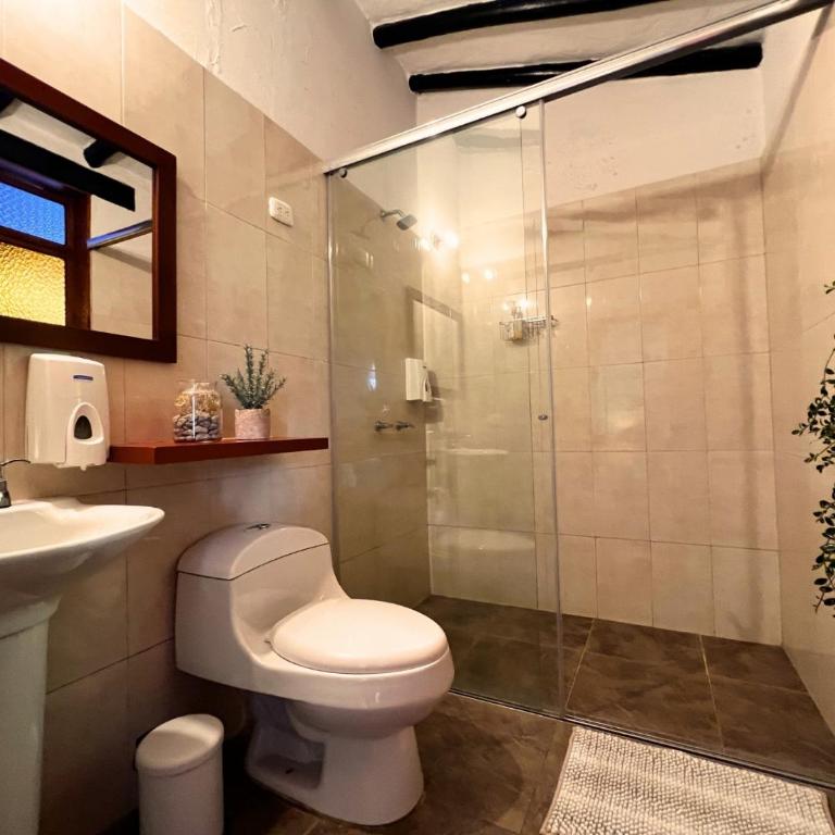 La Franchesca Hotel Boutique - Standard Family Room - 5