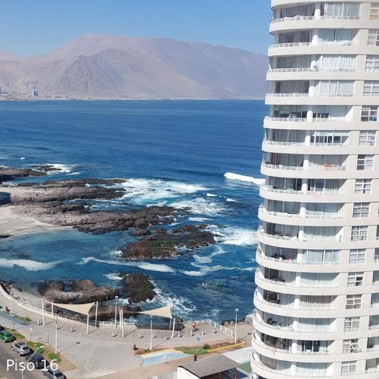 Departamentos Nautilus - Three-Bedroom Apartment with Sea View - 12