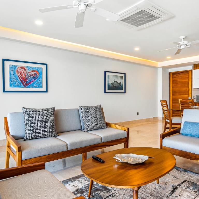 Exquisite oceanfront condo with amazing pool, balcony & W/D - Casa - 7