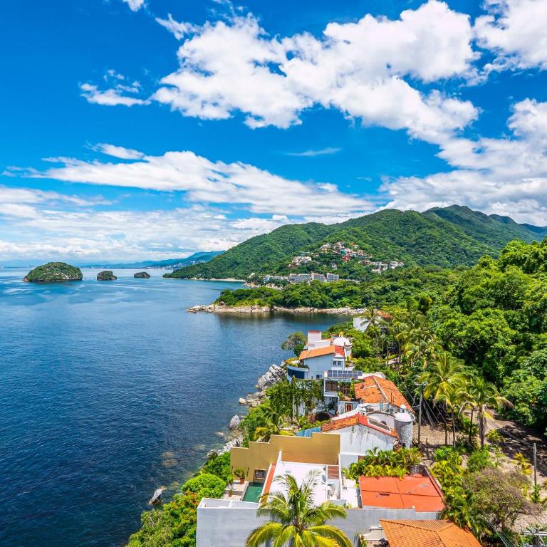 Exquisite oceanfront condo with amazing pool, balcony & W/D - Casa - 44