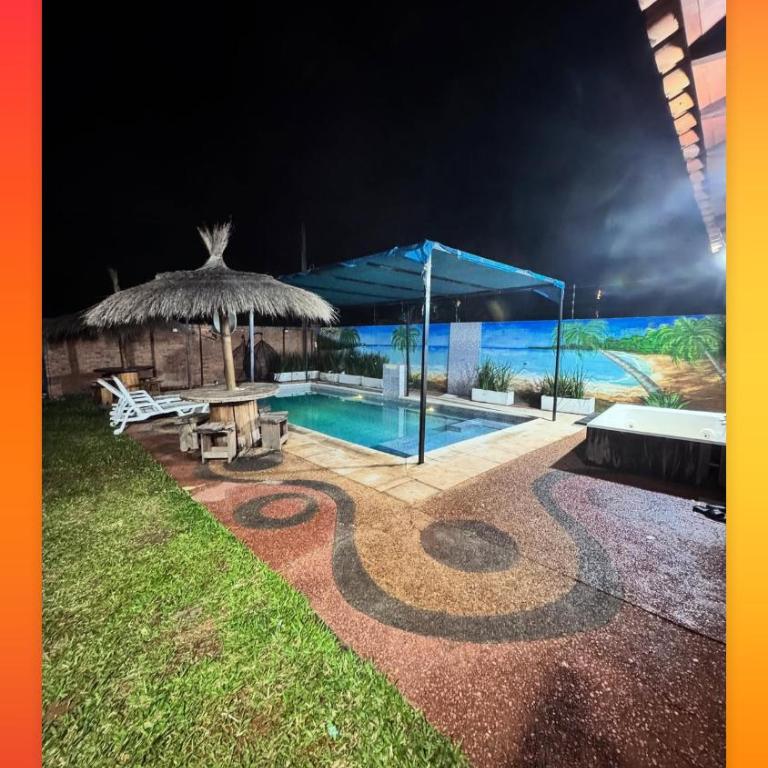 Casa con Piscina en Areguá - Two-Bedroom House - 4
