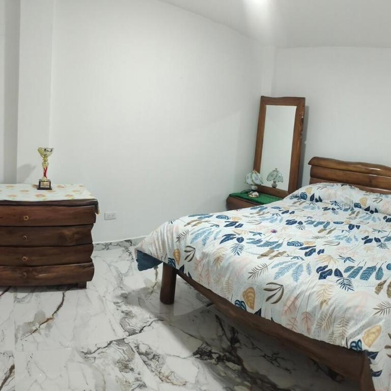 Estratégico y Amplio WiFi y Trabajo Centro Mayor - Apartamento de 3 dormitorios - 1