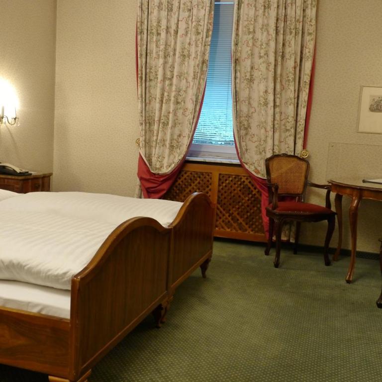 Hotel Hohenstauffen - Doppelzimmer - 7