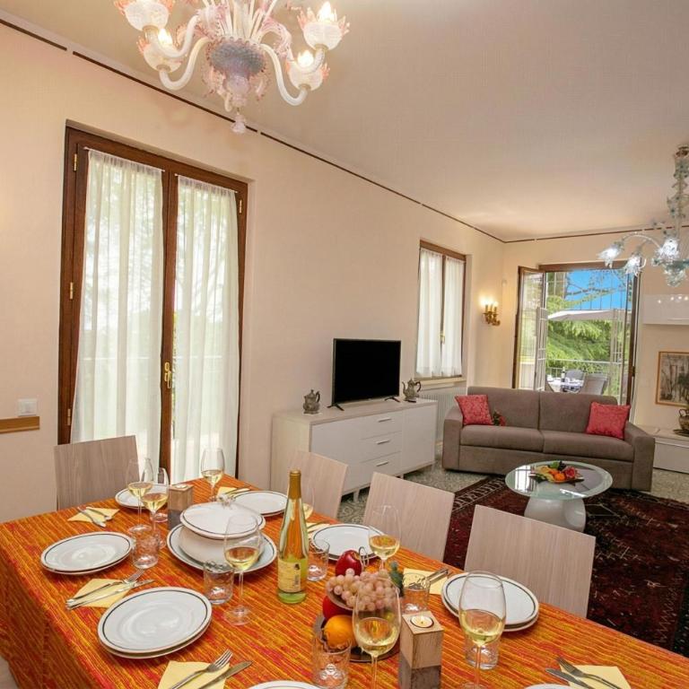 Villa Alberti 900m from Garda lake with Garden - Villa con Vista Giardino - 6