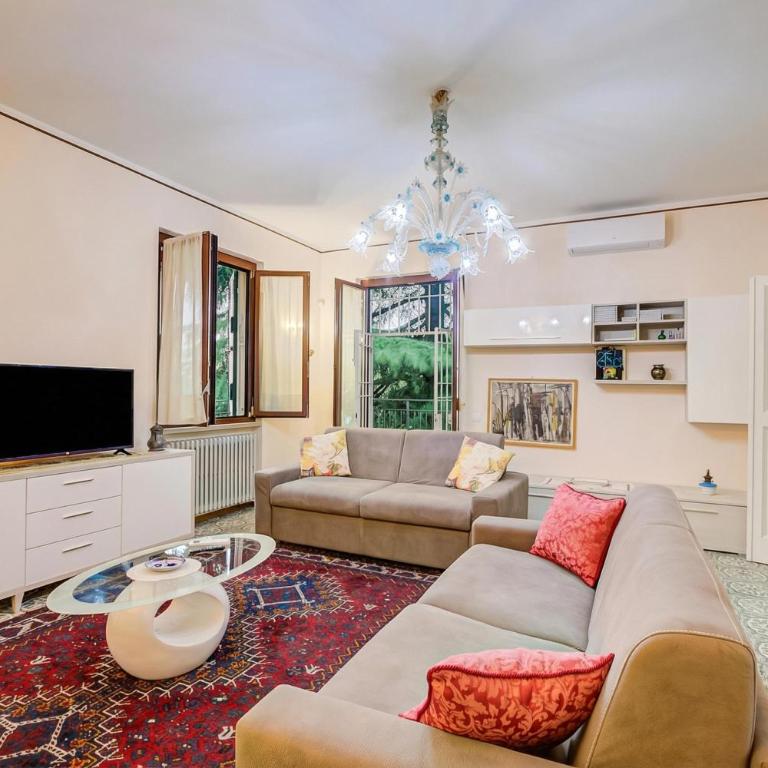 Villa Alberti 900m from Garda lake with Garden - Villa con Vista Giardino - 14