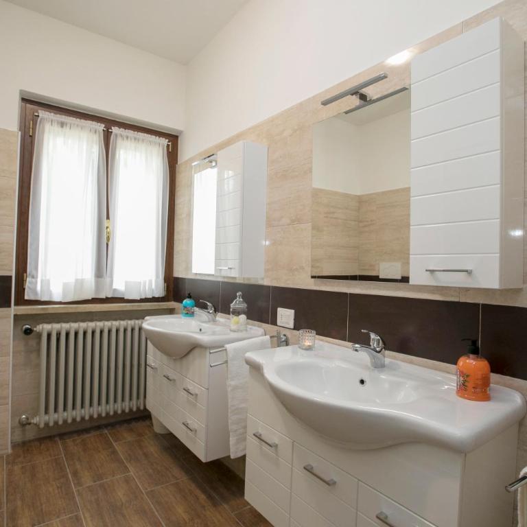 Villa Alberti 900m from Garda lake with Garden - Villa con Vista Giardino - 15