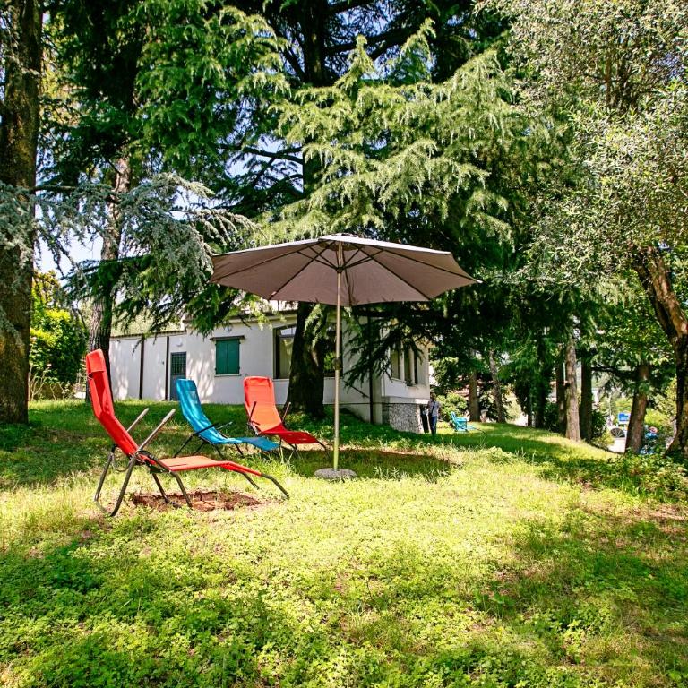 Villa Alberti 900m from Garda lake with Garden - Villa con Vista Giardino - 31
