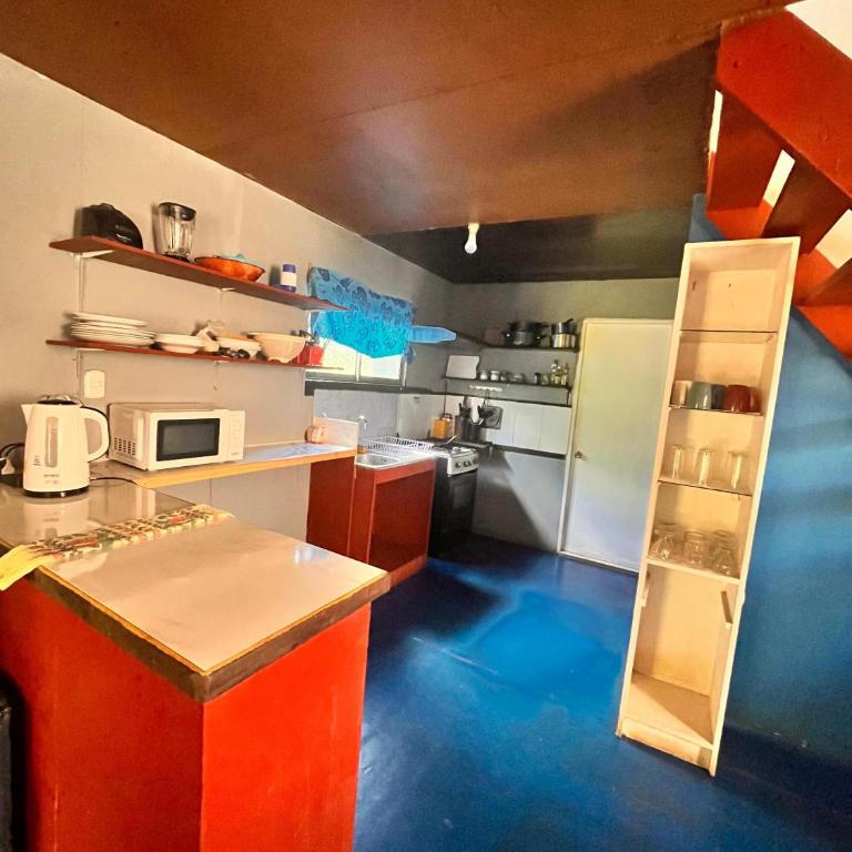 Hostal y Cabañas Pua Vaenga - Four-Bedroom Vacation Home - 11