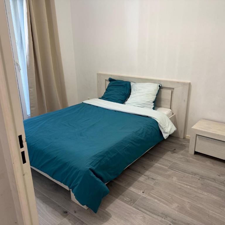 Appart Orleans Gare - Two-Bedroom Apartment with Balcony and Terrace - 44