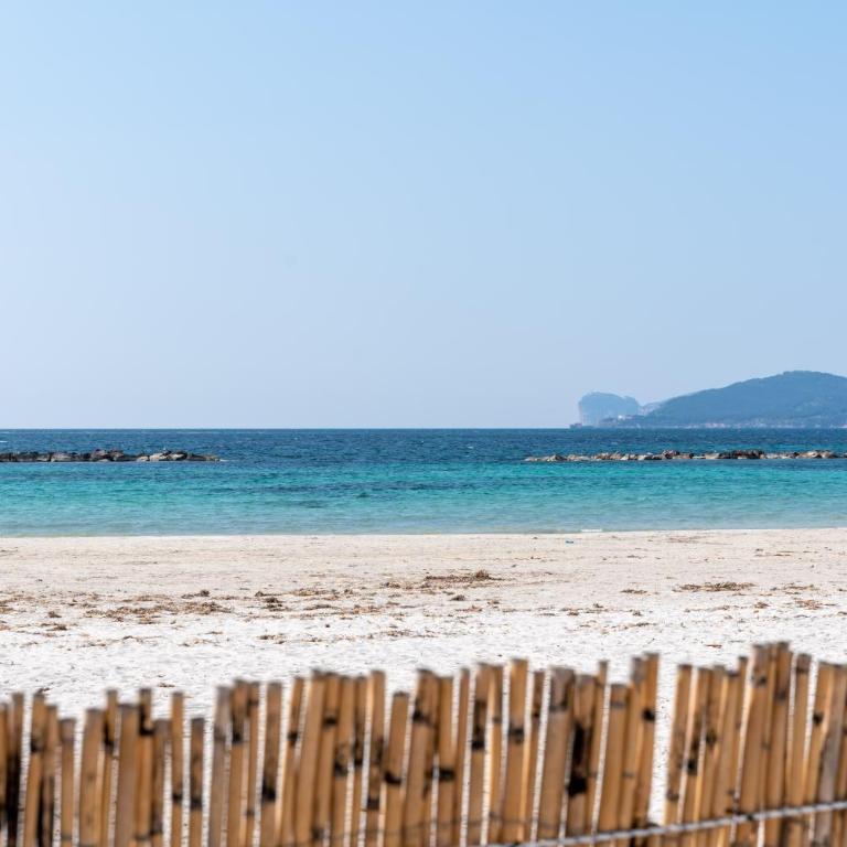 Casa Eridina - Fronte mare Alghero - Appartamento con 2 Camere da Letto e Vista Mare - 2