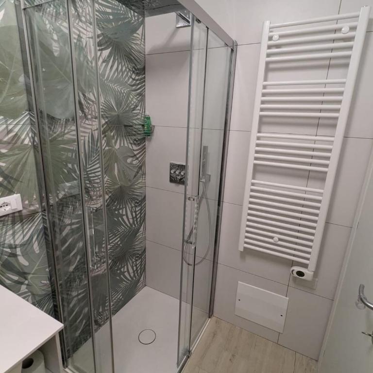 Historic Garden Home - One-Bedroom Apartment - 10