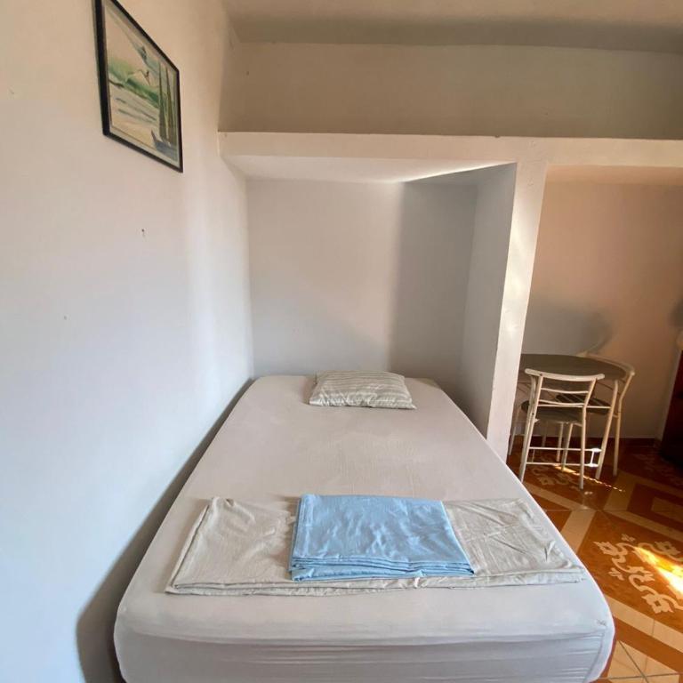 GoodWaves Surf Hostel - Habitación Doble - 2 camas - 3