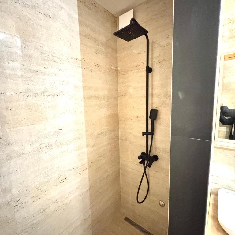 Lex Downtown Belgrade Apartment - One-Bedroom Apartment with Balcony - 15