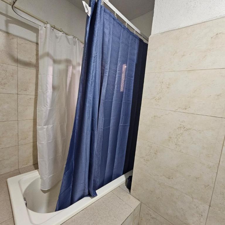 Residencia en Mitras Poniente - Three-Bedroom House - 10
