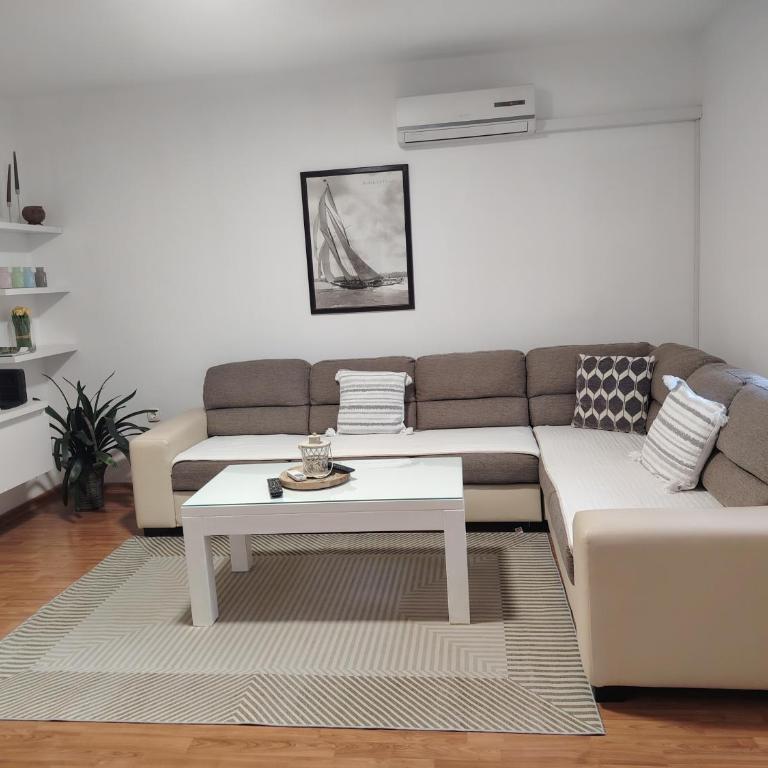 Apartman Amal - One-Bedroom Apartment - 4