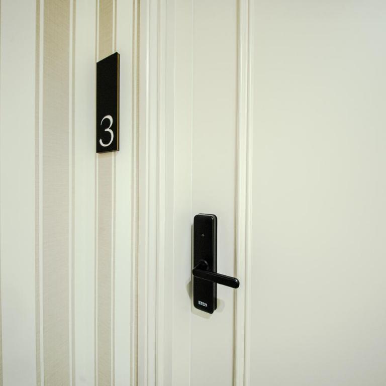 White Gallo Residences - Double Room - 8