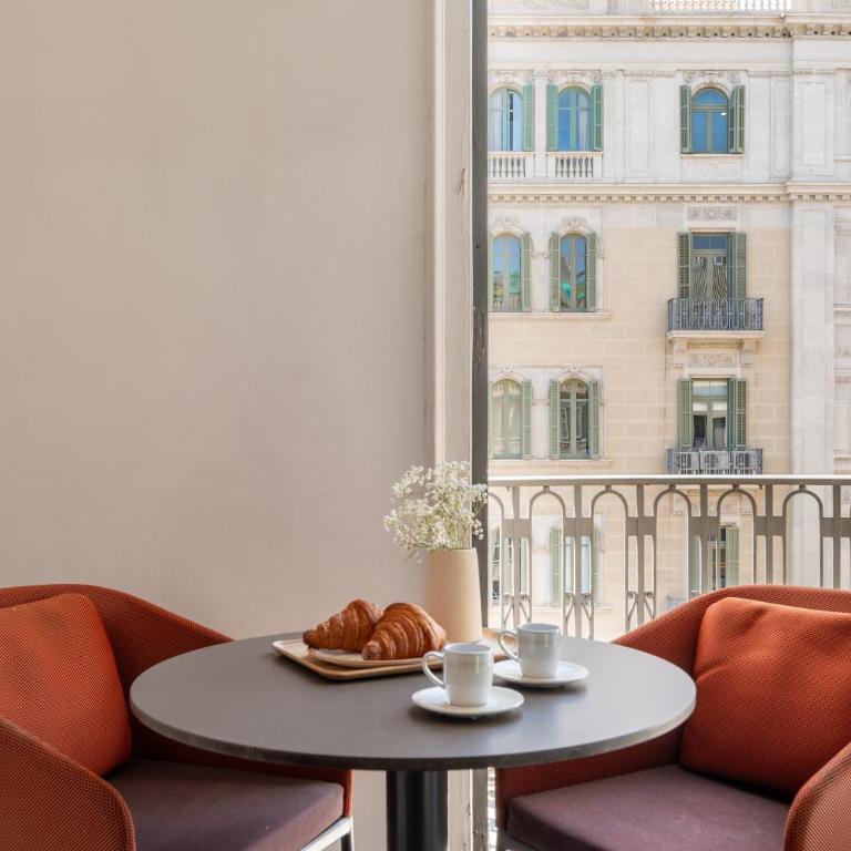 Casagrand Luxury Apartments Barcelona - Superior Five-Bedroom Apartment - 15