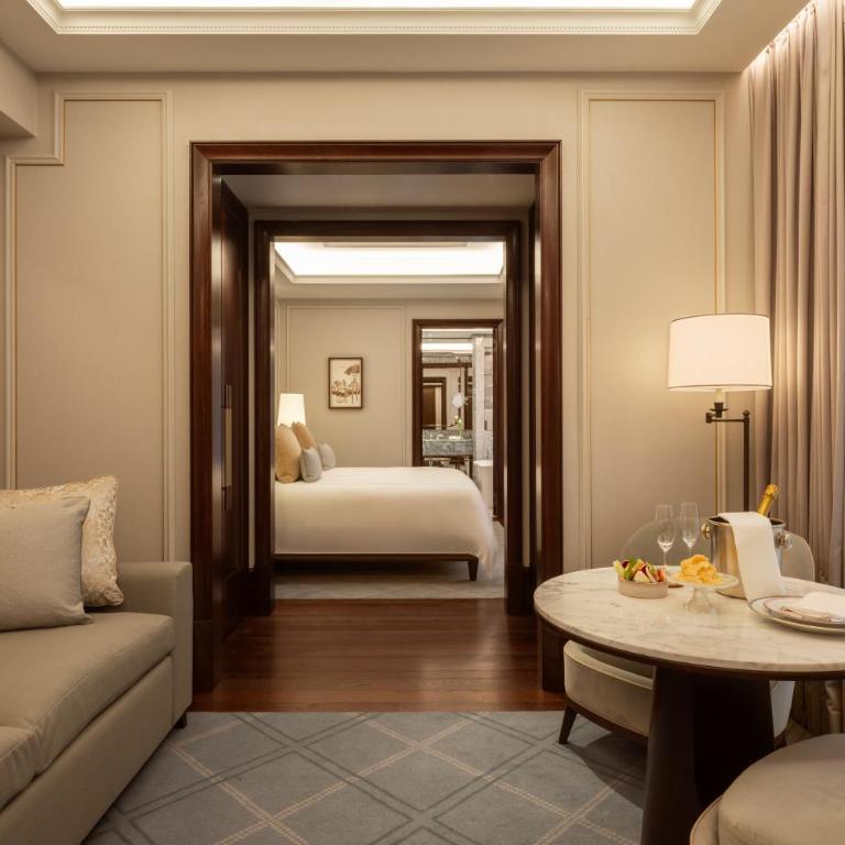 Corinthia Rome - Suite Superior King - 4